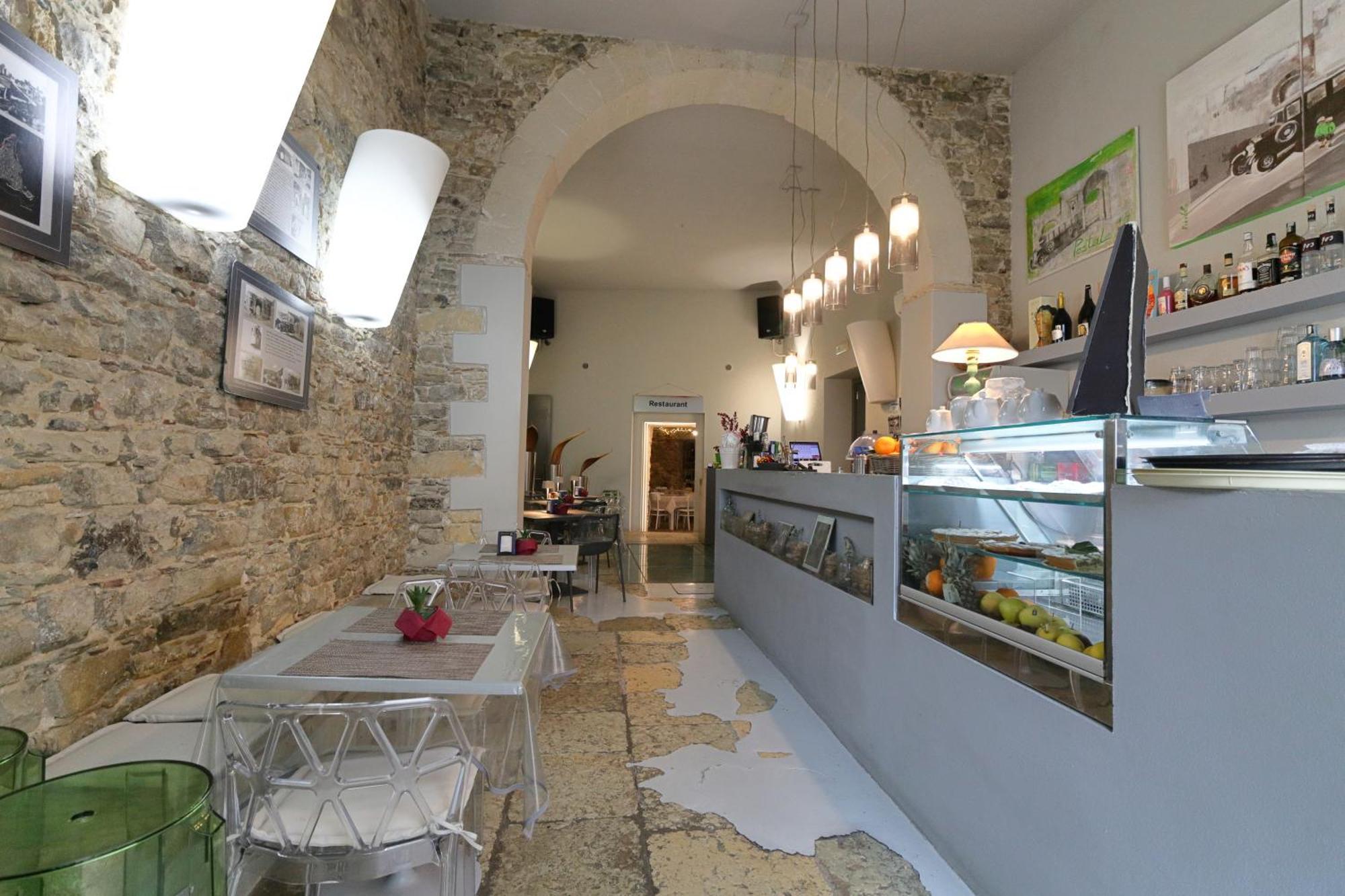 Al Postale 17 Acomodação com café da manhã Érice Exterior foto