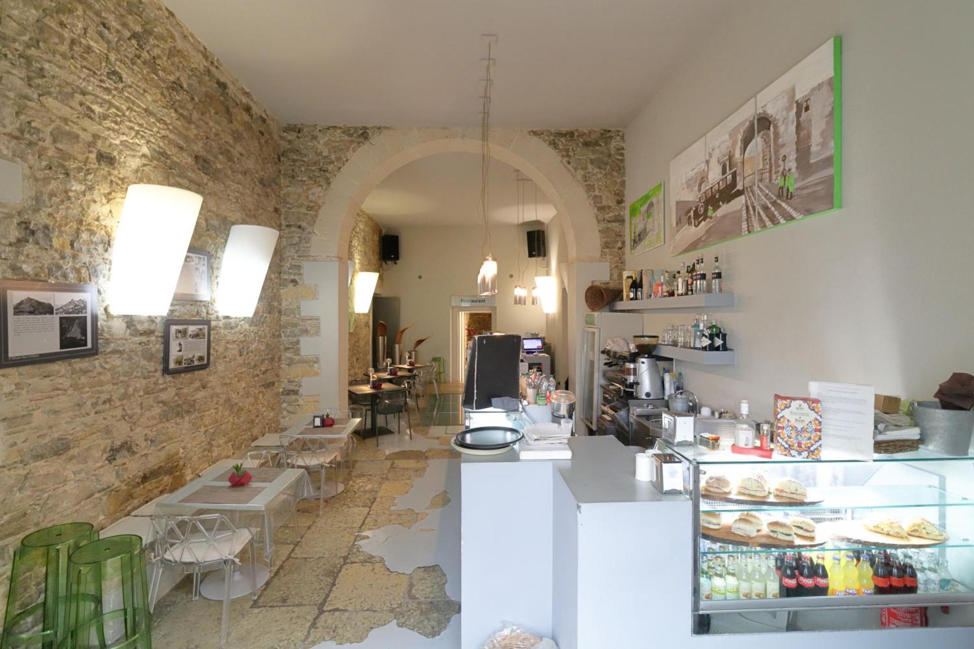 Al Postale 17 Acomodação com café da manhã Érice Exterior foto